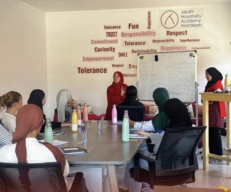 Vollstipendium - ABURY Hospitality Academy