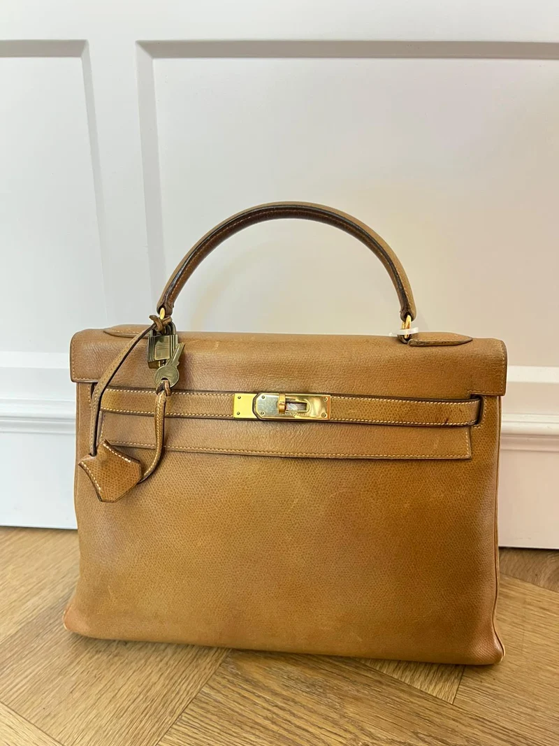 Hermes Vintage Kelly 32 Courchevel Leder Gold 1978