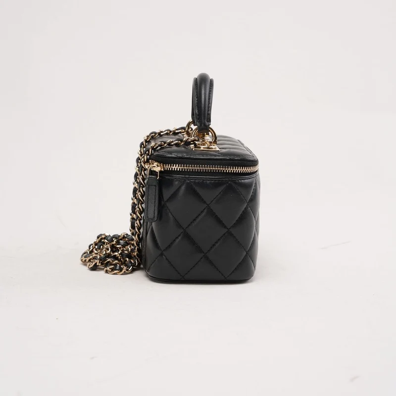 Chanel Classic Long Vanity Case aus schwarzem Lammleder mit Tragegriff