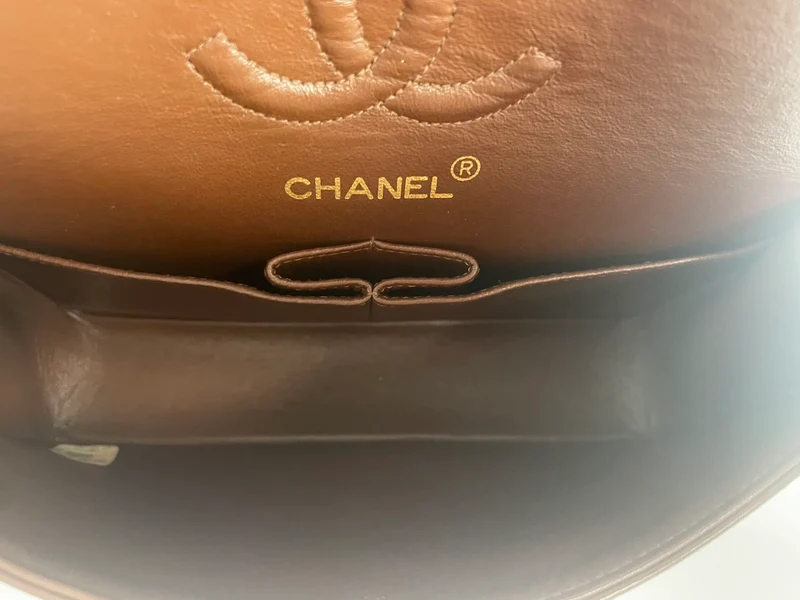 Chanel Vintage Kleine Doppelflap-Tasche, schokoladenbraun, 1996