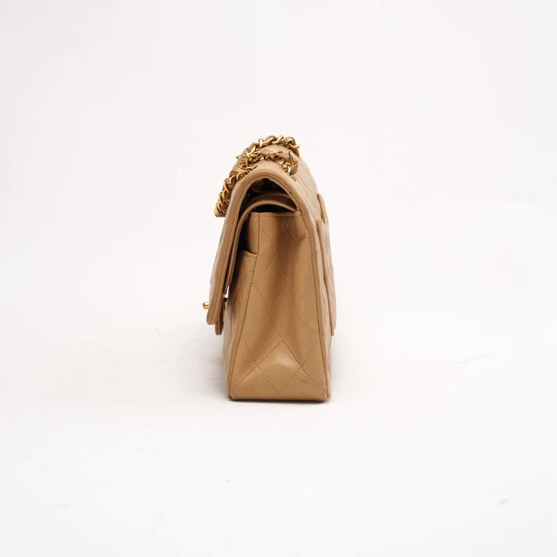 Chanel Vintage Medium Classic Double Flap Bag aus Lammleder, Beige, 1996