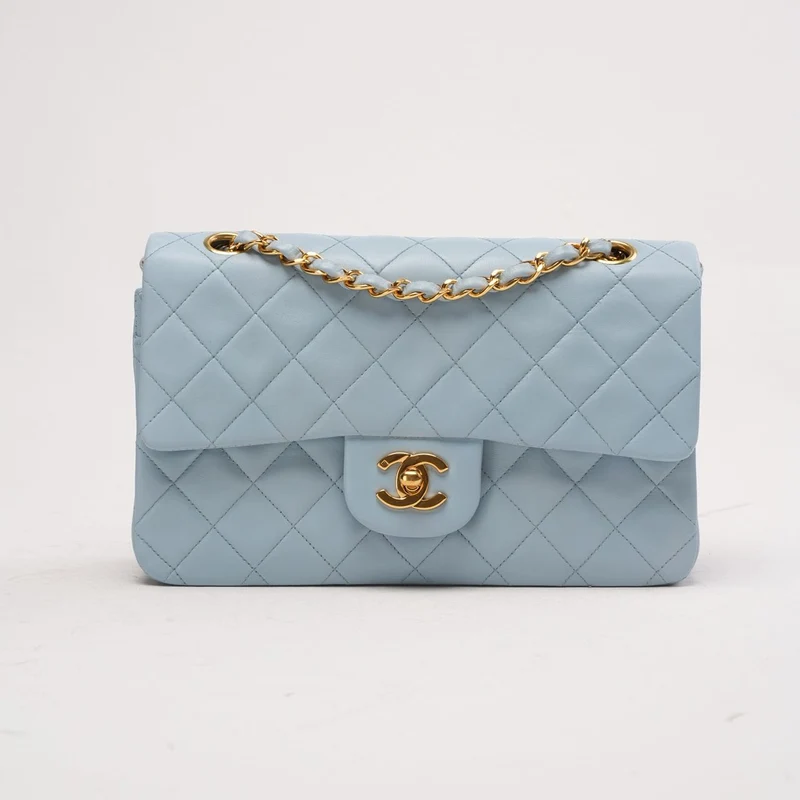 Chanel Vintage Small Classic Double Flap Lamm Hellblau 1997