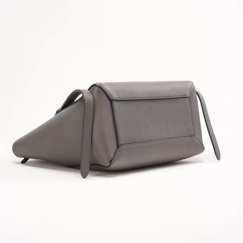 Celine Nano Gürteltasche in Grau aus genarbtem Kalbsleder 2019