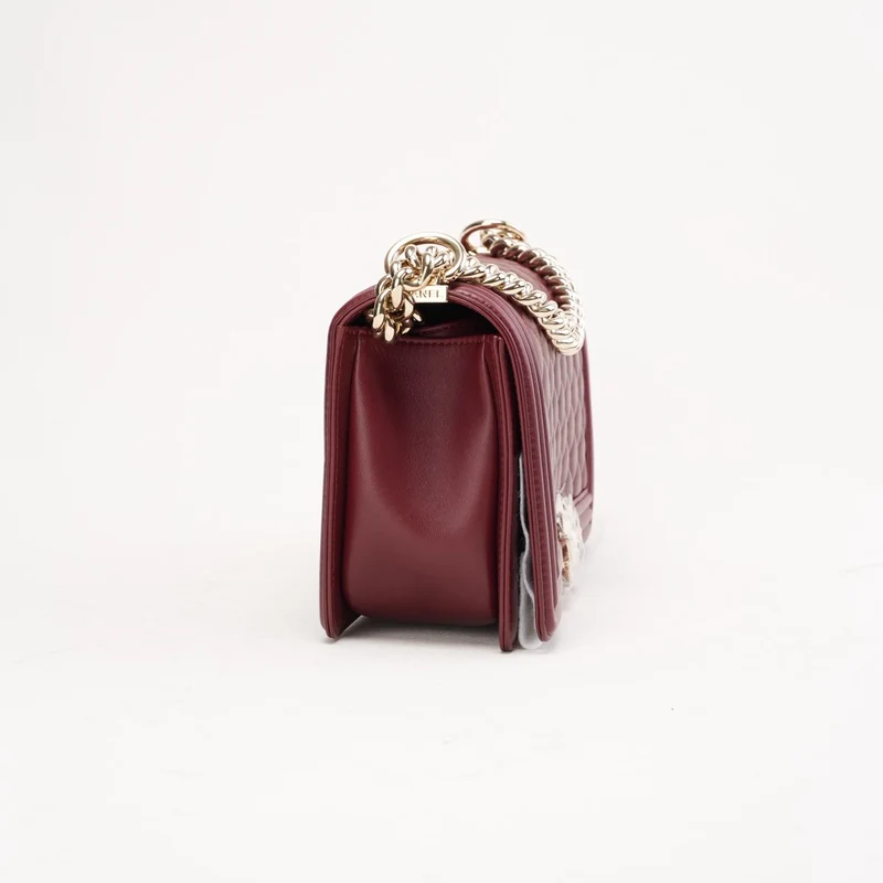 Chanel Medium Boy Flap aus Lammleder, Burgunderrot, 2016