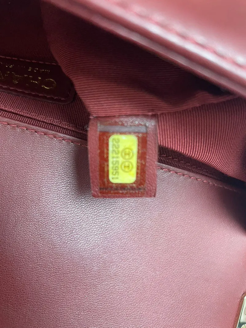 Chanel Medium Boy Flap aus Lammleder, Burgunderrot, 2016