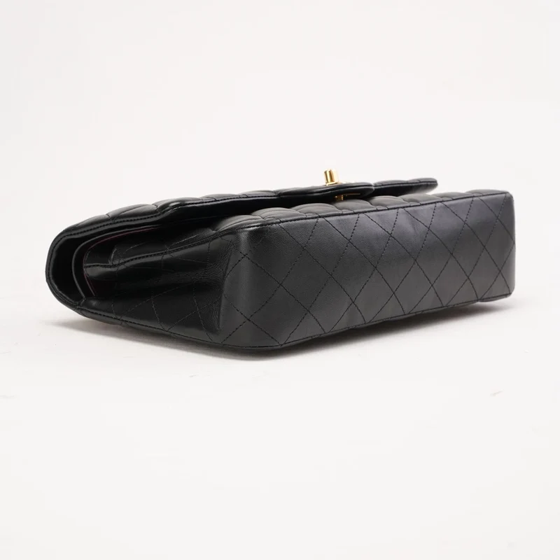 Chanel Classic Medium Double Flap Lammleder Schwarz 2020