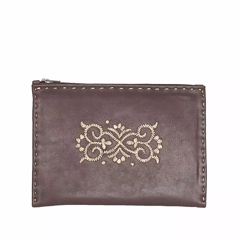 Bestickte Lederpouch mit Reißverschluss