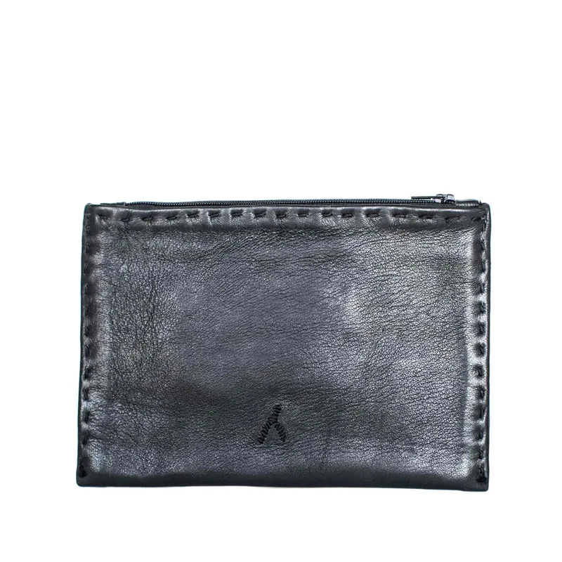 Bestickte Lederpouch mit Reißverschluss