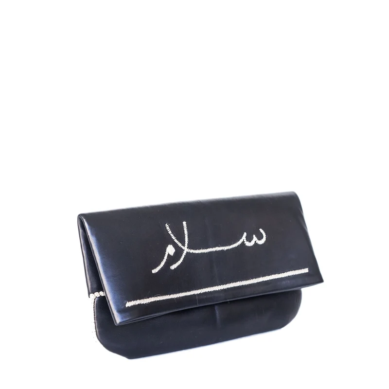 Bestickte Peace Clutch aus Leder