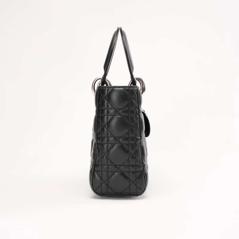 Christian Dior Schwarze kleine Lady Dior Tasche aus Cannage-Lammleder 2016