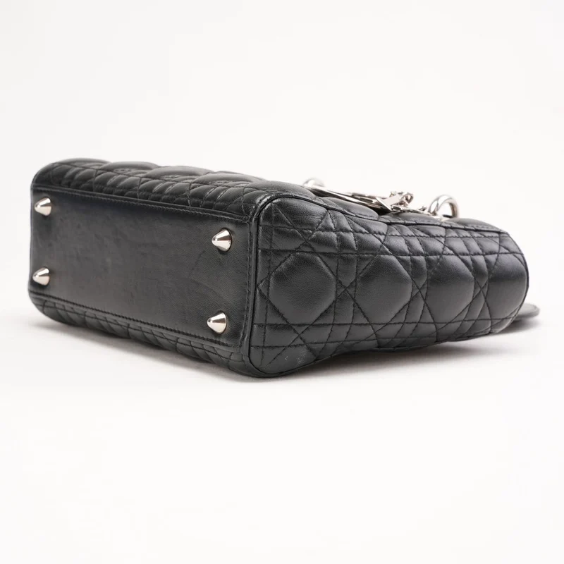 Christian Dior Schwarze kleine Lady Dior Tasche aus Cannage-Lammleder 2016