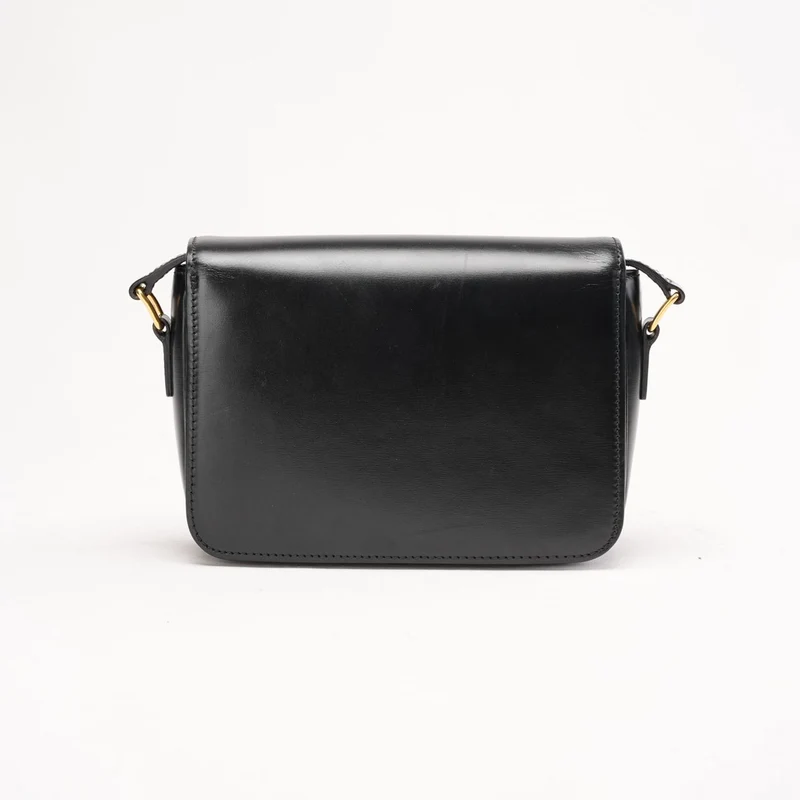 Celine Teen Triumph Schultertasche, schwarz, goldfarbene Beschläge, Modell 2021