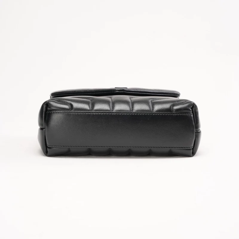 Schwarze Saint Laurent Toy Loulou Kettentasche aus Y-gestepptem Kalbsleder