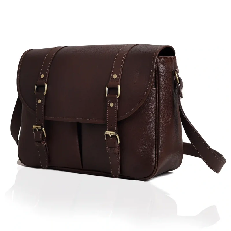 Ashford Full-Grain Leather Messenger Bag