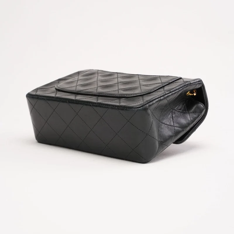 Chanel Vintage Mini Square Flap Bag aus Lammleder, schwarz, 1997