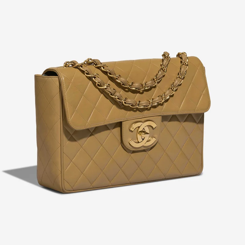 Chanel Vintage Timeless Maxi Lammbeige 1996