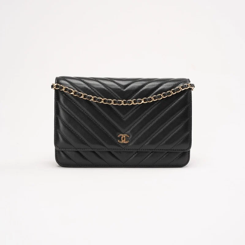 Chanel Chevron Wallet on Chain WOC Lammleder Schwarz 2017