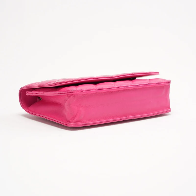 Chanel Wallet On Chain (WOC) Lammleder, Pink, 2017