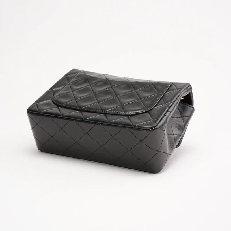 Chanel Vintage Mini Square Classic Flap Bag aus Lammleder, Schwarz, 1996