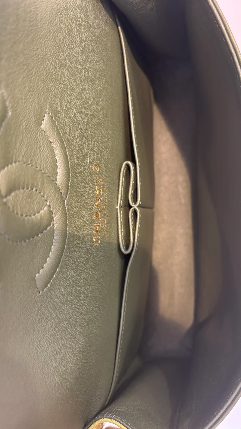 Chanel Stepptasche aus Lammleder, dreifarbig, mittelgroß, Doppelflap, Grün, 2014
