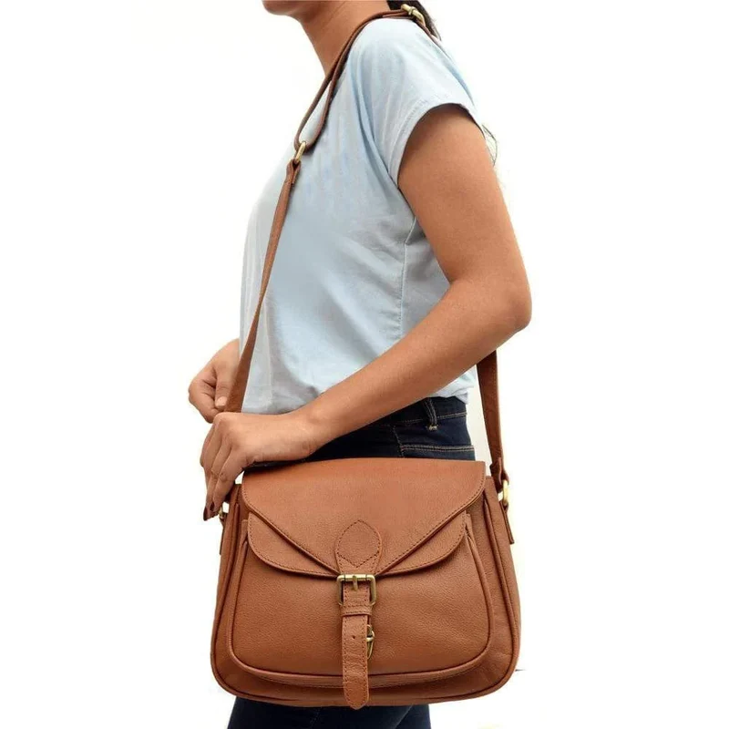 Moon Leather Crossbody Bag - Tan