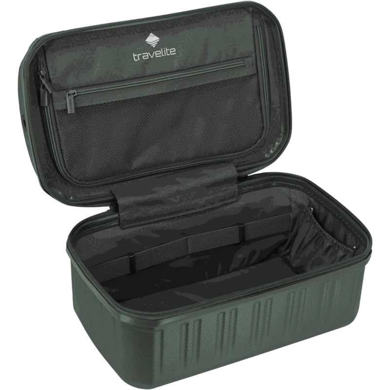 Travelite Dynamiic Beauty Case 38 cm -Grün