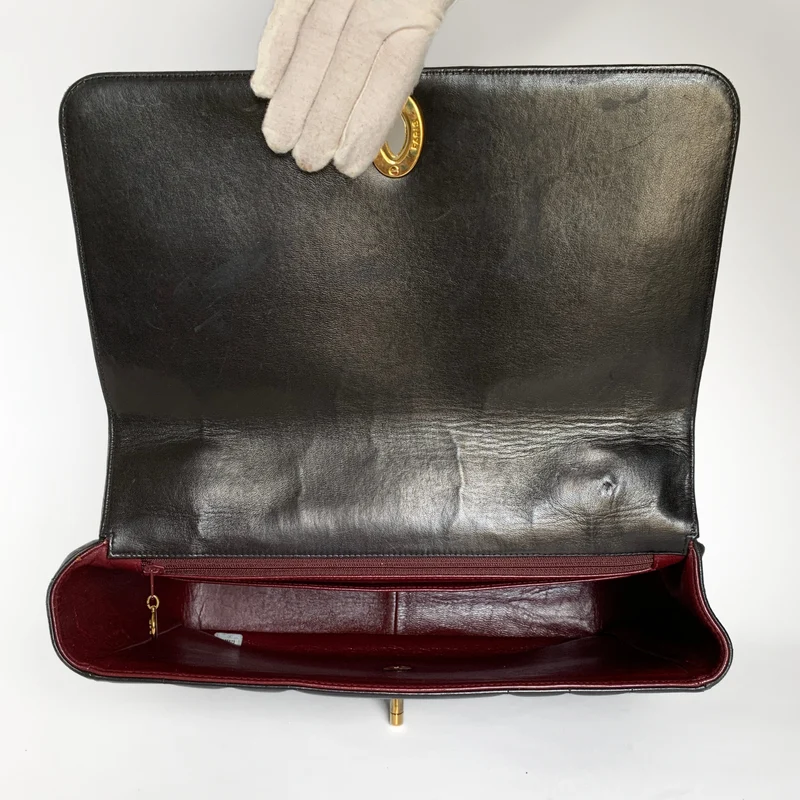 Chanel Coco Henkeltasche aus Lammleder