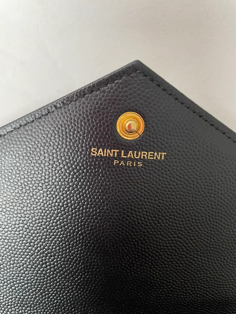 Saint Lauren Medium Envelope Wallet on Chain (WOC) Schwarz 2015