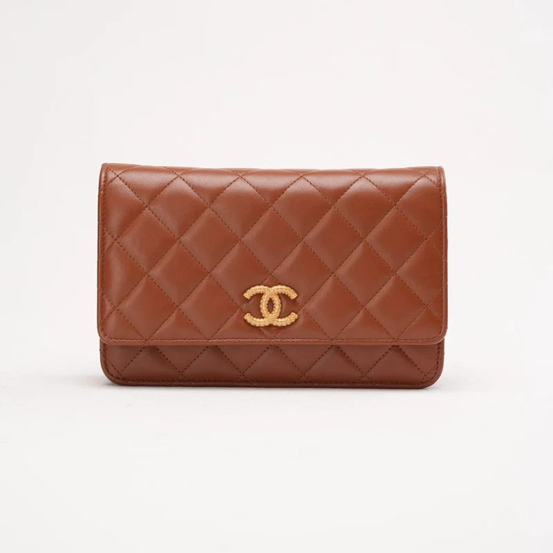Chanel Classic Wallet on Chain (WOC) aus karamellfarbenem Lammleder