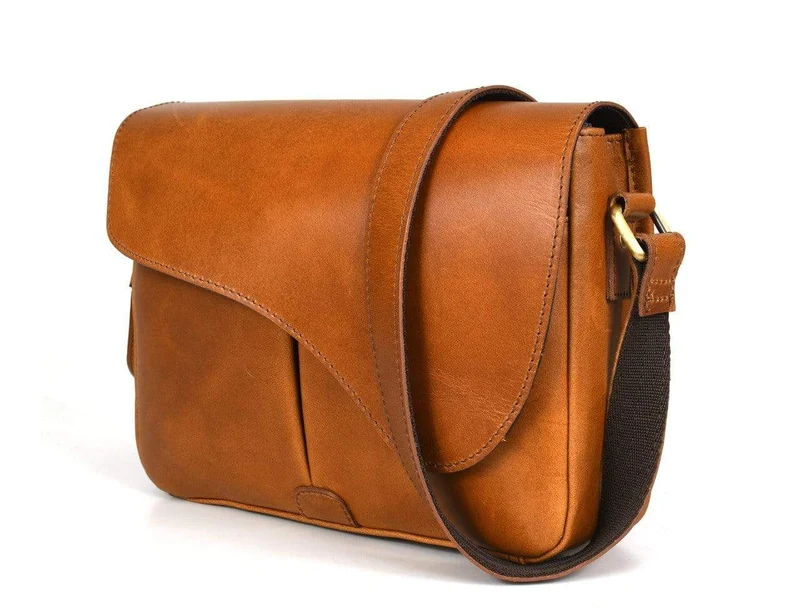 Reef Tan Leather Crossbody Bag