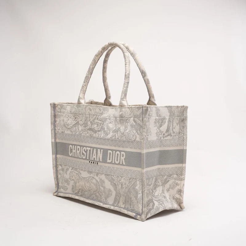 Christian Dior Medium Book Tote Ecru und Grau Toile de Jouy Stickerei 2022