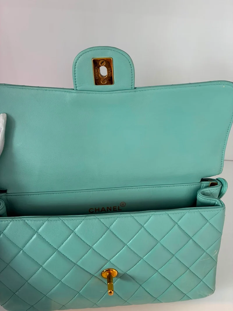 Chanel Medium Classic Double Side Flap Bag aus Lammleder, Tiffany-Blau, 1997
