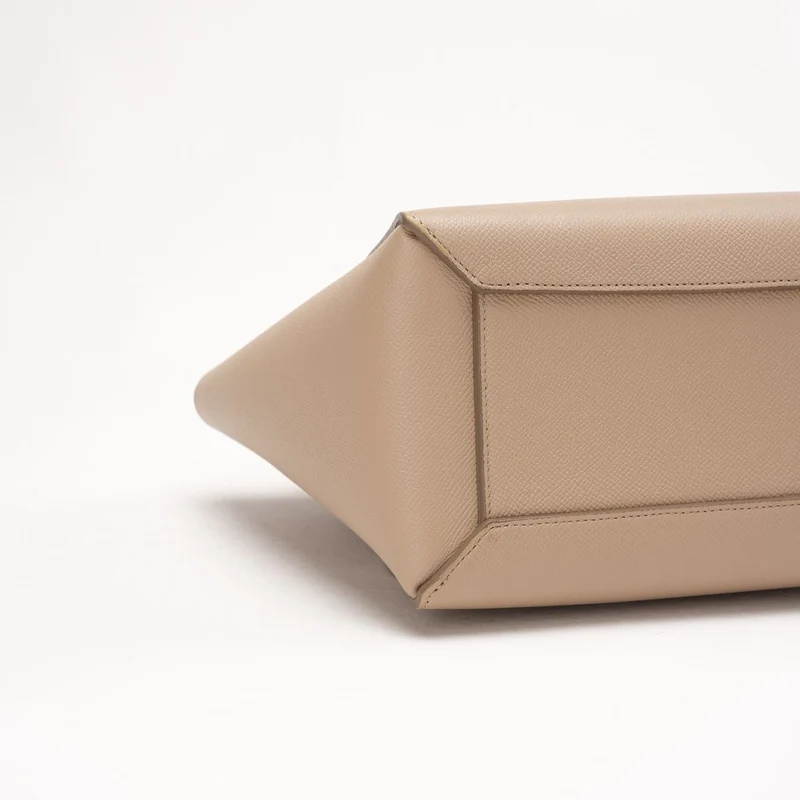 Celine Micro Belt Bag in Light Taupe aus genarbtem Kalbsleder 2020