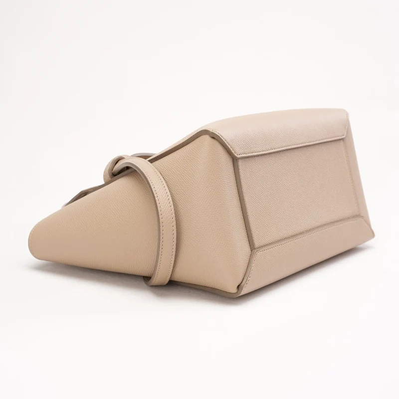 Celine Micro Belt Bag in Light Taupe aus genarbtem Kalbsleder 2020