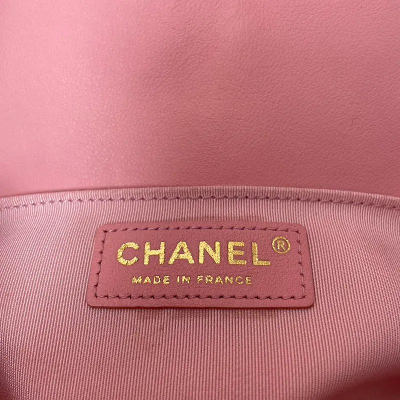 Chanel Medium Boy Flap aus Lammleder, Rosa, 2018