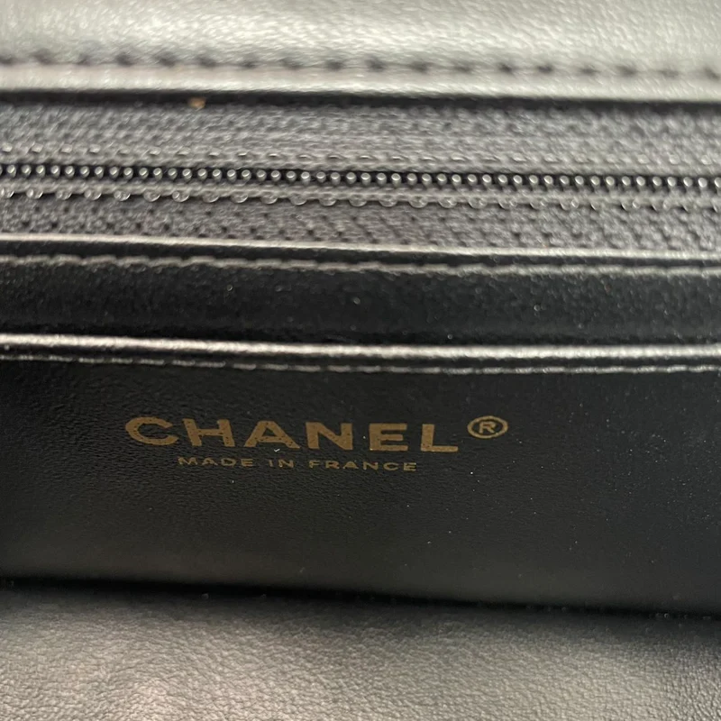 Chanel Schwarze Mini Tangle Classic Flap Bag 2019