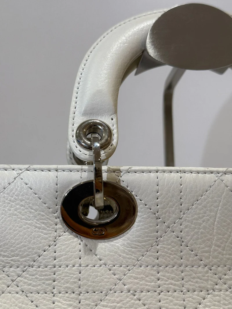Christian Dior Weiße kleine East West Lady Dior Kalbsleder 2004