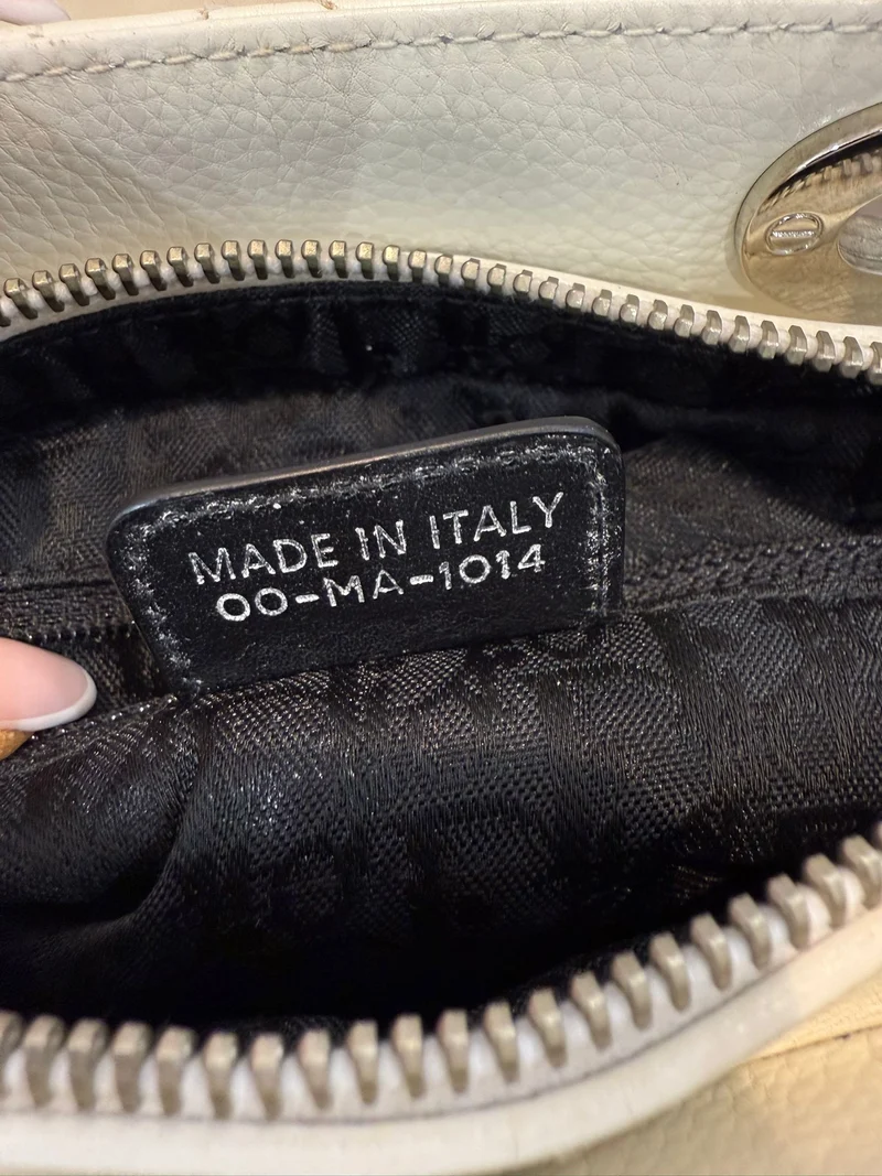 Christian Dior Weiße kleine East West Lady Dior Kalbsleder 2004
