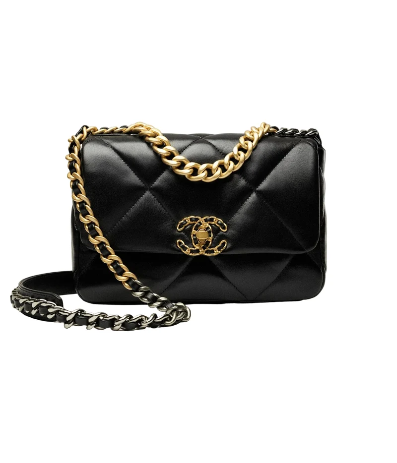 Chanel 19 Schwarze Tasche aus glänzendem Lammleder