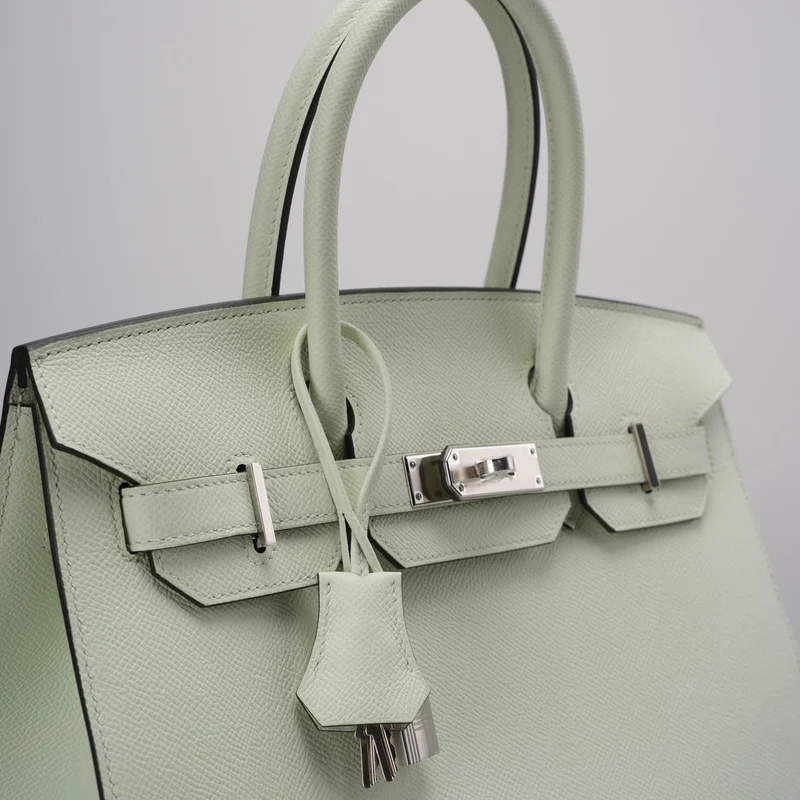 Teil 2: Hermes Birkin Sellier 30 Tasche aus Vert Fizz Epsom-Leder mit Palladium-Beschlägen aus dem Jahr 2023