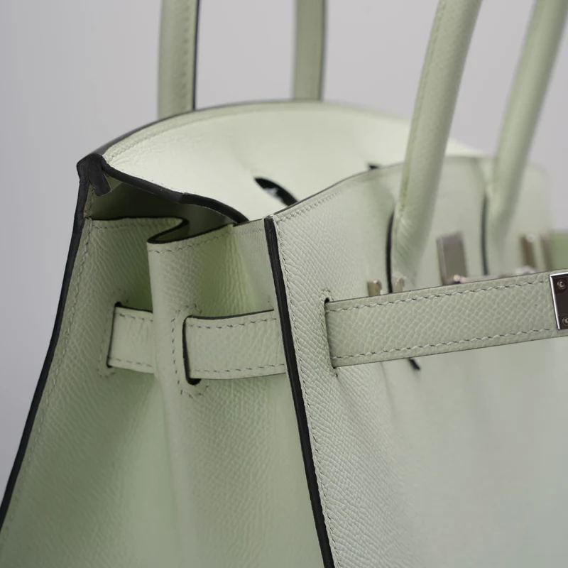 Teil 2: Hermes Birkin Sellier 30 Tasche aus Vert Fizz Epsom-Leder mit Palladium-Beschlägen aus dem Jahr 2023
