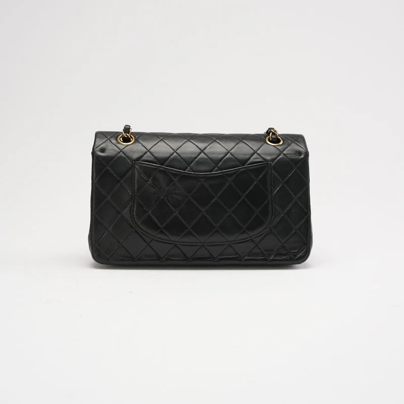 Chanel Vintage Schwarze Medium Classic Double Flap Bag 2003