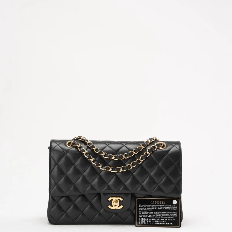 Chanel Schwarze Classic Medium Double Flap Bag aus Lammleder 2014 Teil 1