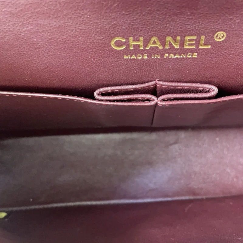 Chanel Schwarze Classic Medium Double Flap Bag aus Lammleder 2014 Teil 1