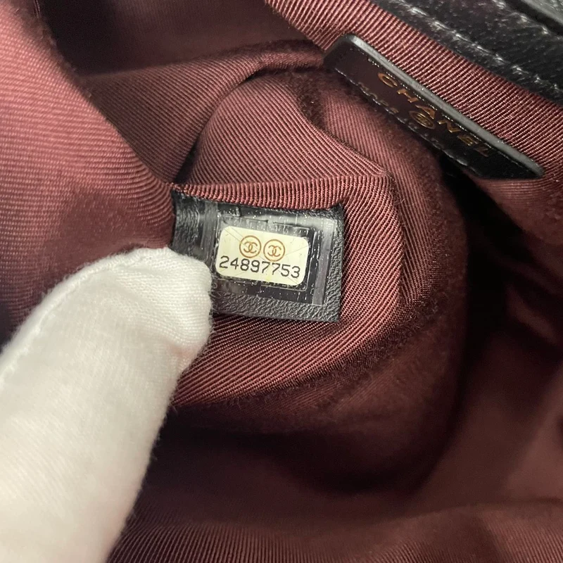 Chanel Classic Clutch, neu, mittelgroß, schwarz, 2018