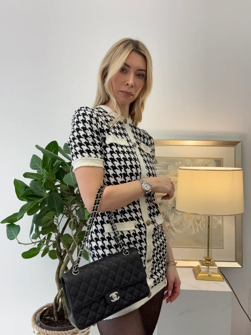 Chanel Classic Medium Double Flap Bag, schwarzes Kaviarleder, 2010