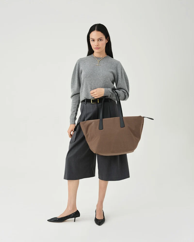 Essence City Tote Large Mink Trench