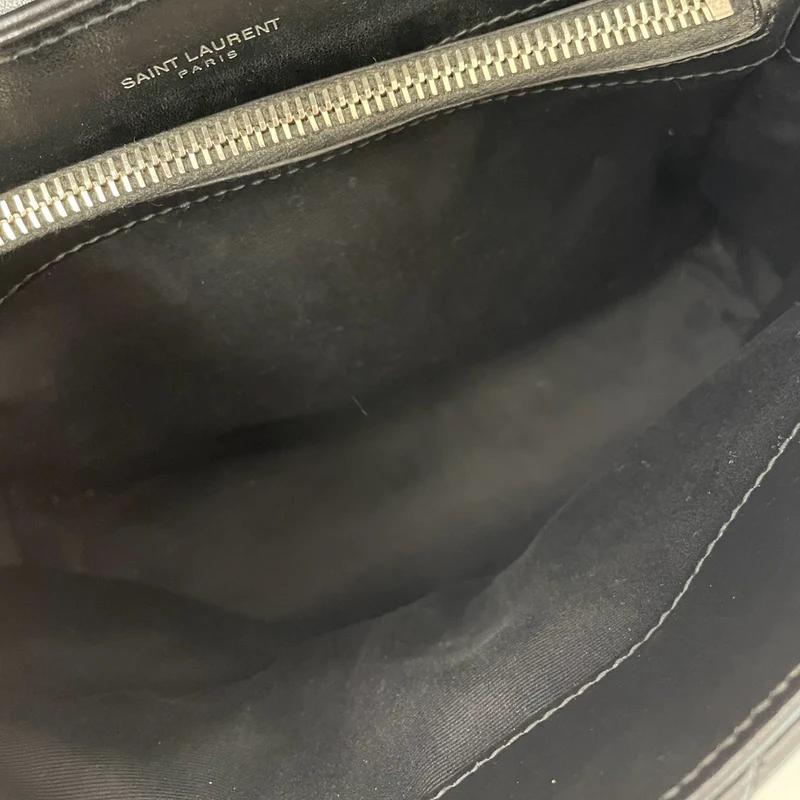 Saint Laurent Schwarze Loulou Medium Schultertasche 2021