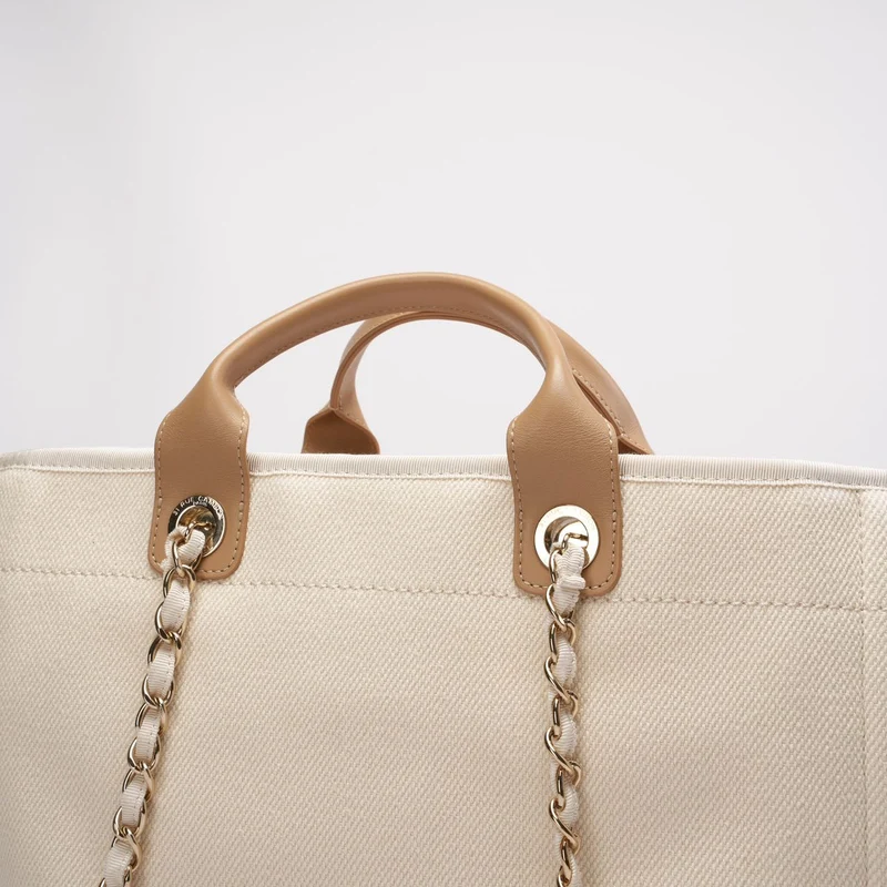 Chanel Deauville Shopping-Tasche mit großen weißen Perlen, Modell 2020