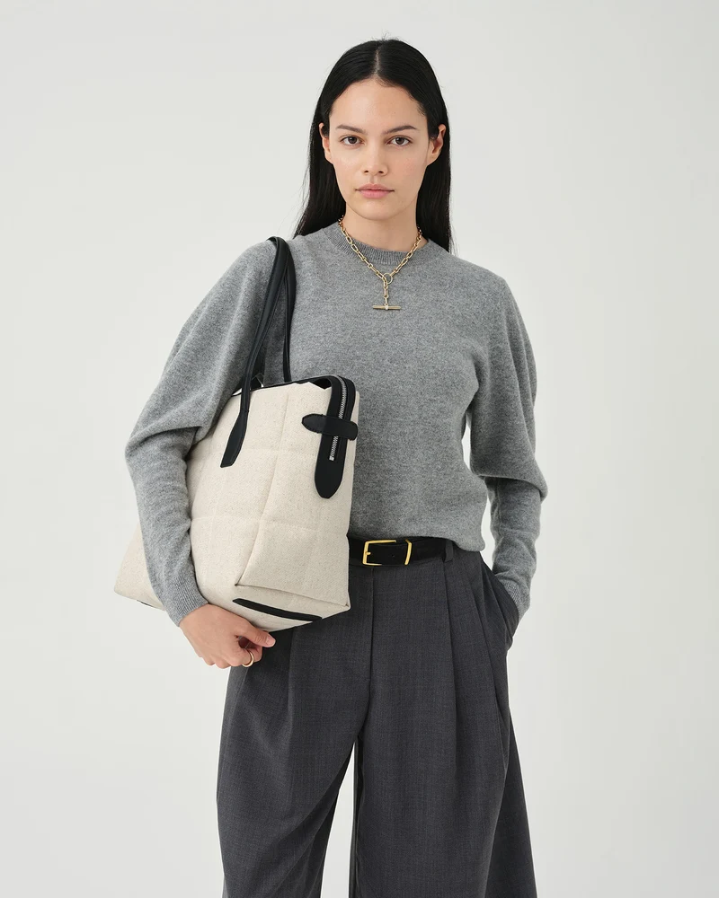 Tela Tote Medium Natural Black Canvas